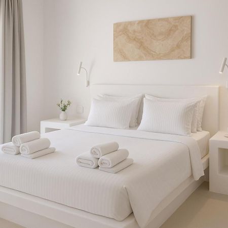 Virginia Studios Tinos Luaran gambar