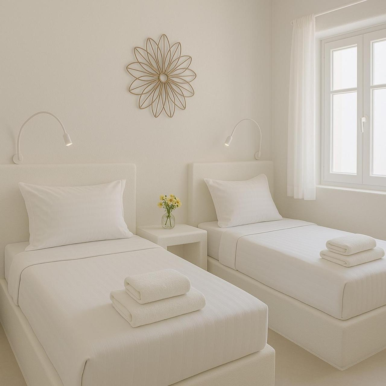 Virginia Studios Tinos Luaran gambar